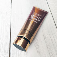 Парфюмированный лосьон для тела Victoria´s Secret Velvet Petals Shimmer